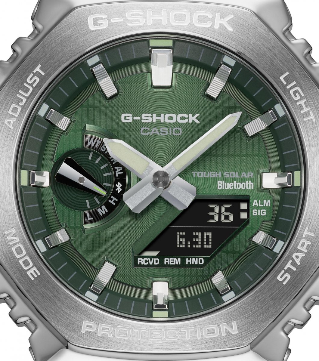 G-Shock Classic Style Metal Covered horloge GBM-2100A-1A3ER